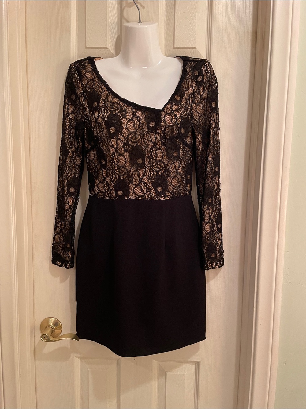NWT Dress The Population Bodycon LBD With Lace Bodice & Asymmetrical Neckline